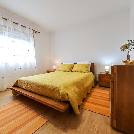 Casas Com Amoras In Serra Da Pescaria Famalicao Luaran gambar