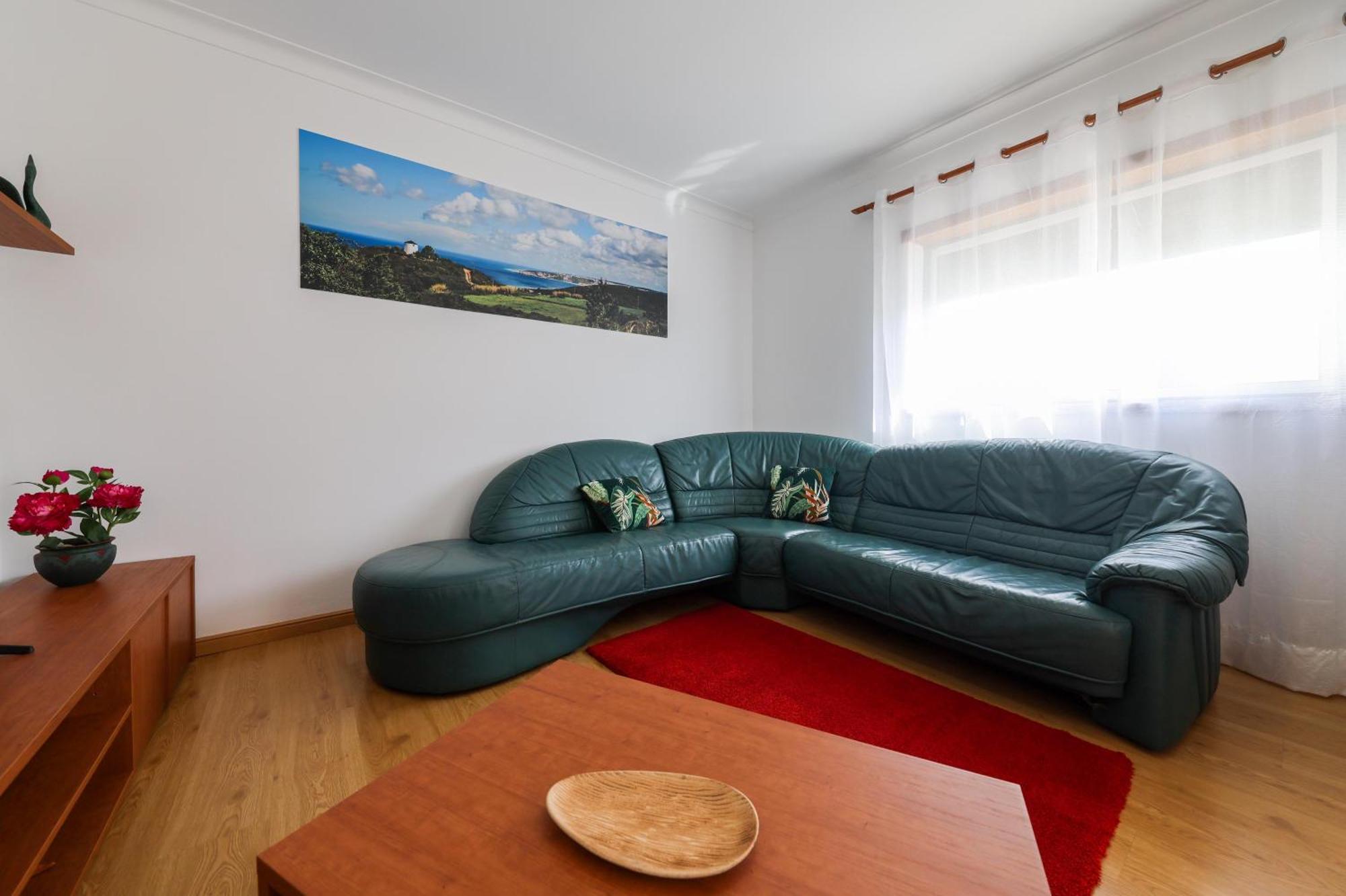Casas Com Amoras In Serra Da Pescaria Famalicao Luaran gambar