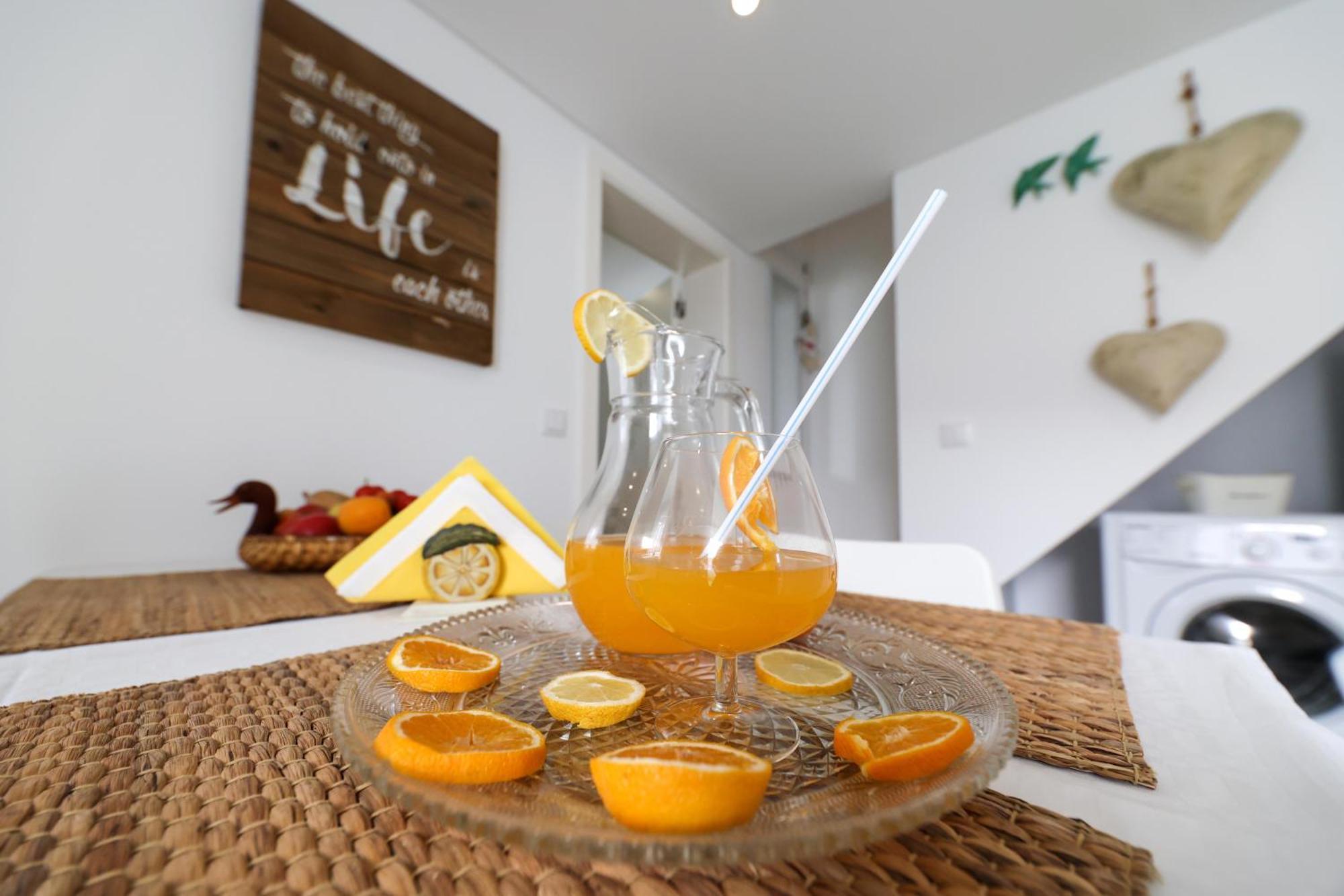 Casas Com Amoras In Serra Da Pescaria Famalicao Luaran gambar