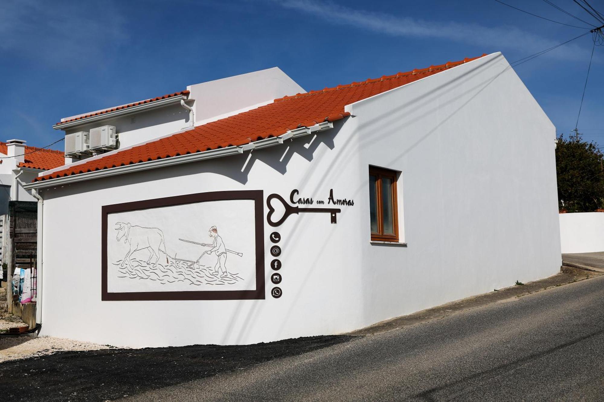 Casas Com Amoras In Serra Da Pescaria Famalicao Luaran gambar